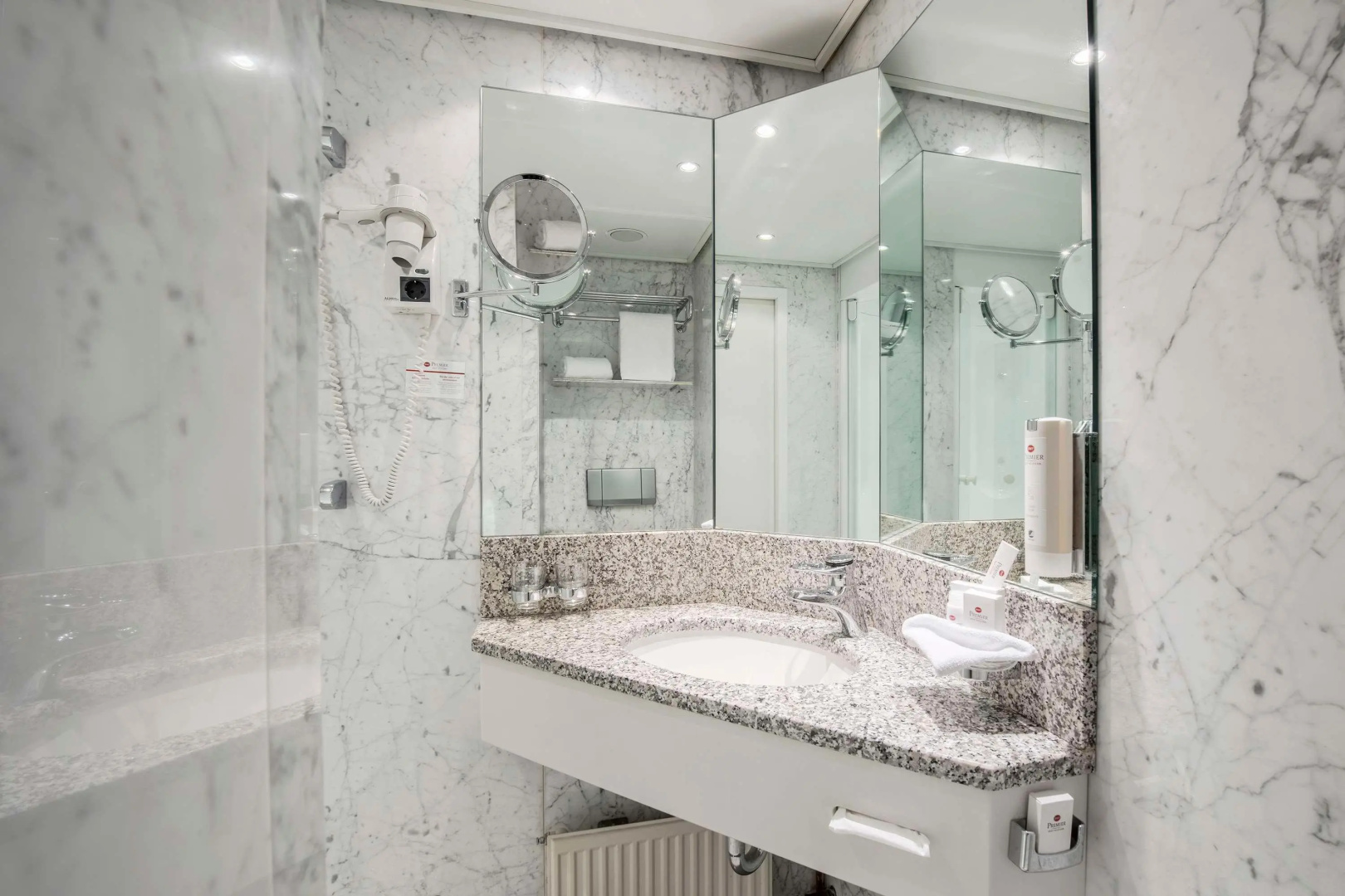 Photo - Best Western Premier Hotel Villa Stokkum