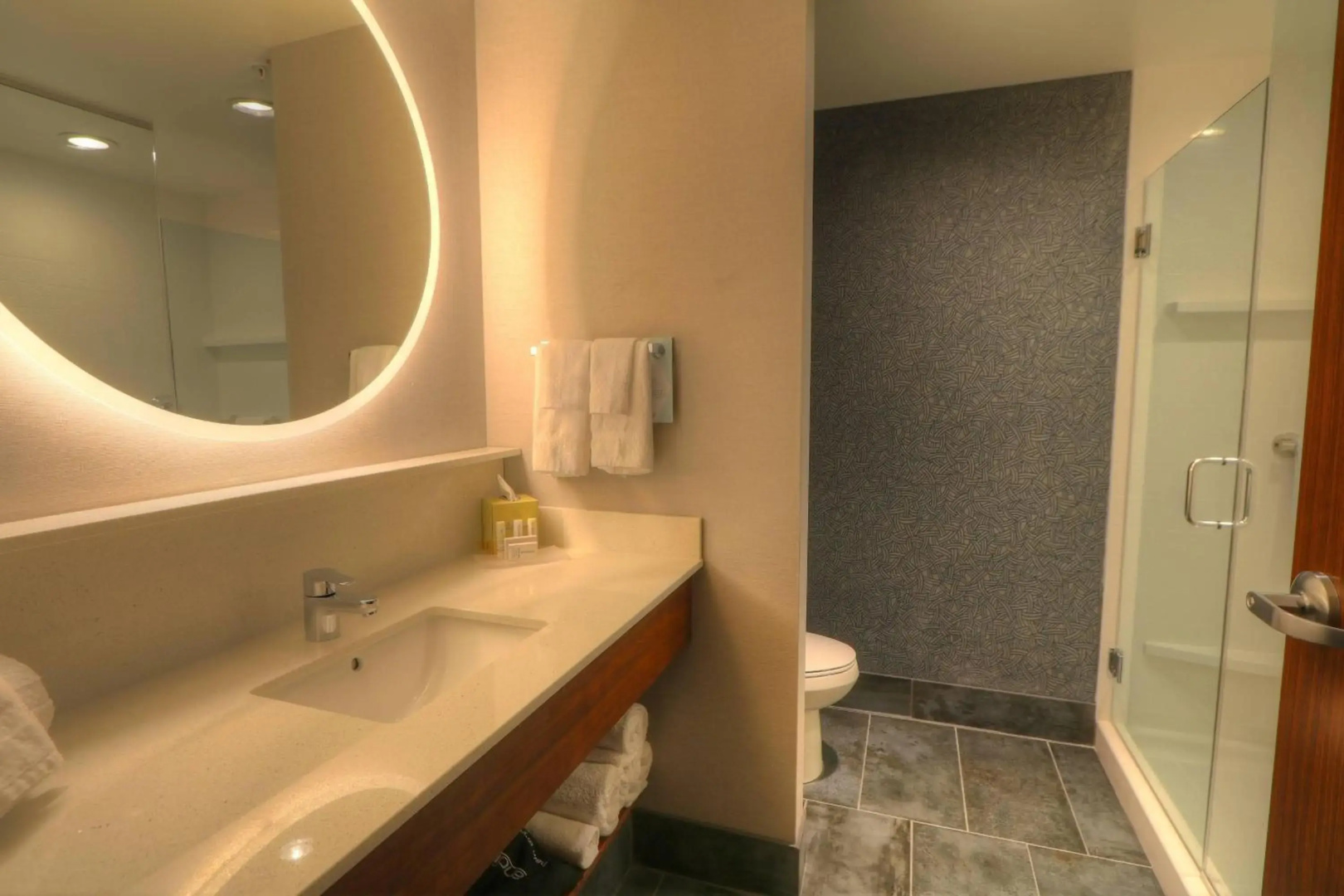 Photo - Fairfield Inn & Suites by Marriott Gatlinburg Downtown
