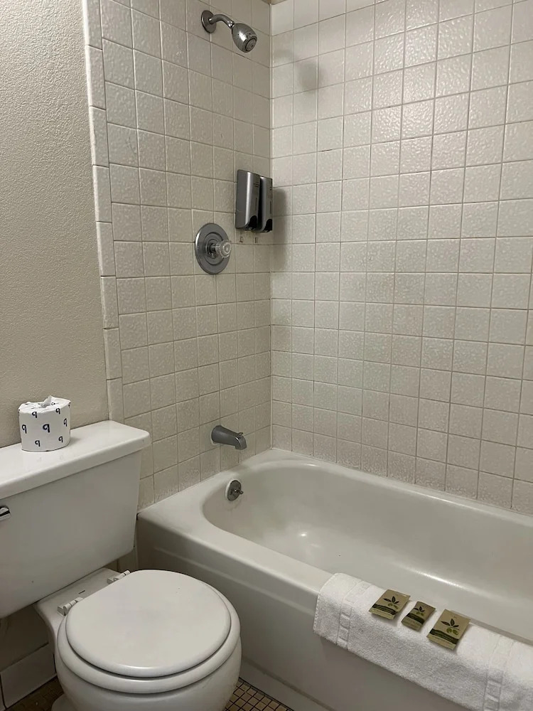 Photo - Days Inn by Wyndham Fresno South