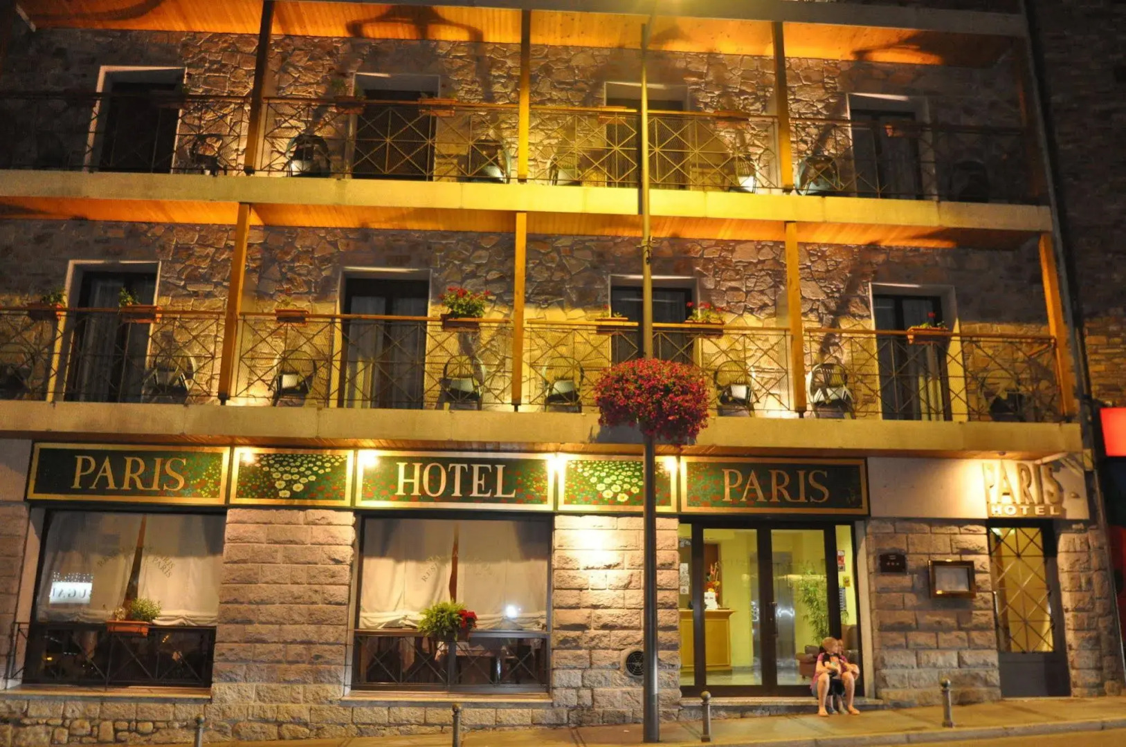 Photo - Yomo Petit Paris