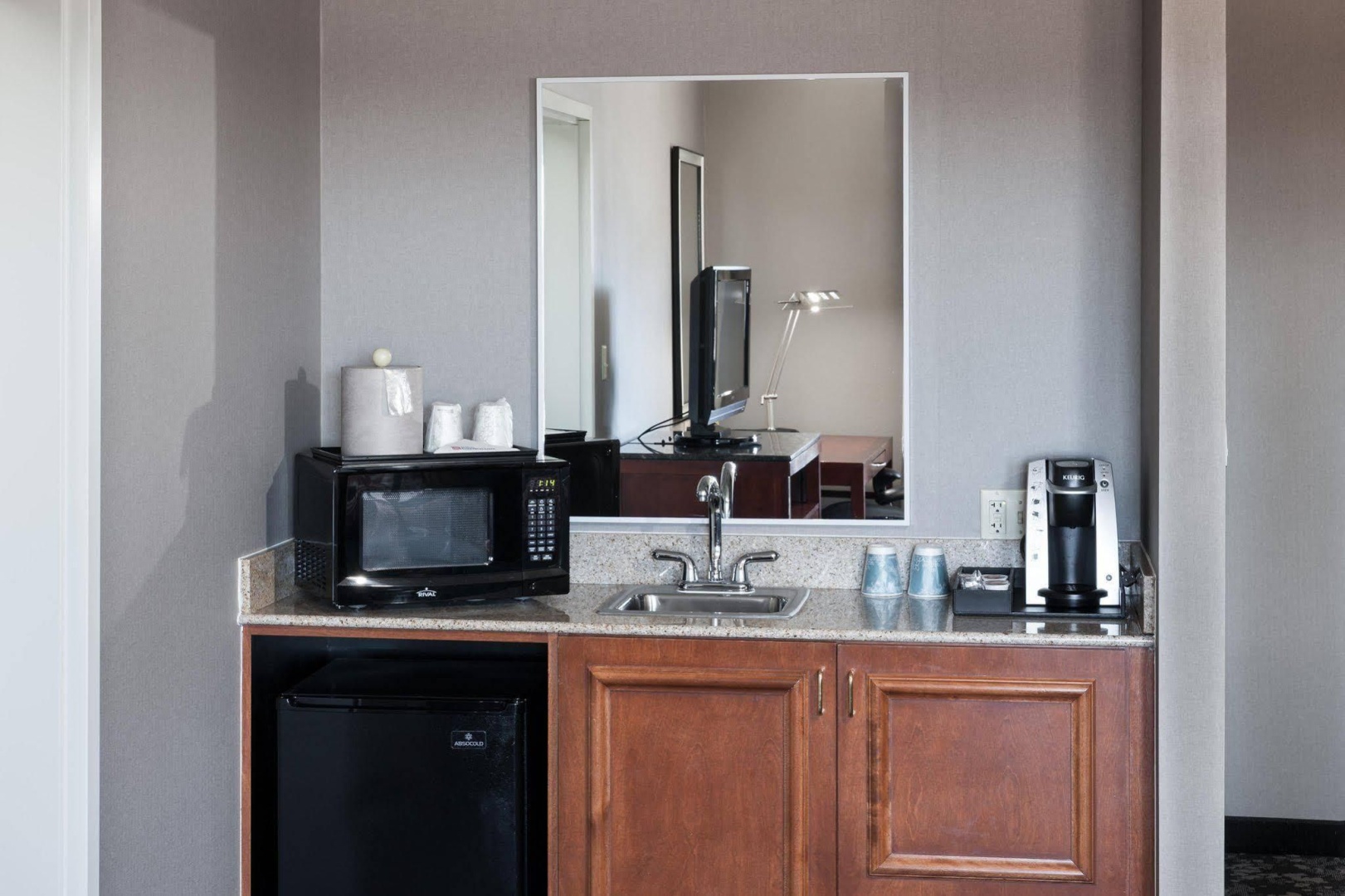 Photo - Hilton Garden Inn Lake Forest Mettawa