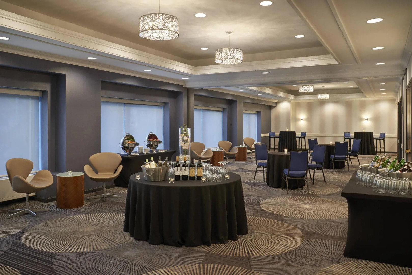 Photo - Courtyard by Marriott Toronto Downtown