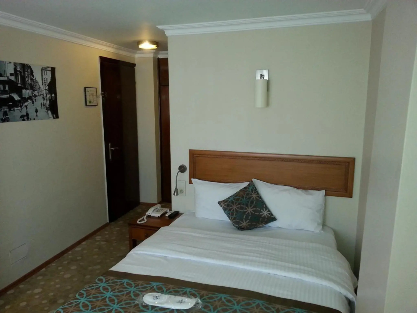Photo - Avlonya Hotel