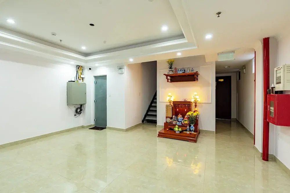 Photo - Light Hotel Ha Noi - Near AEON Mall Long Bien