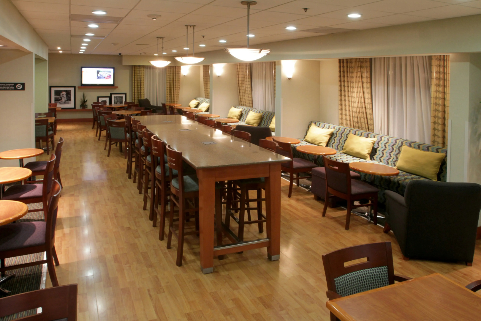 Photo - Hampton Inn by Hilton Monterrey/Galerías-Obispado