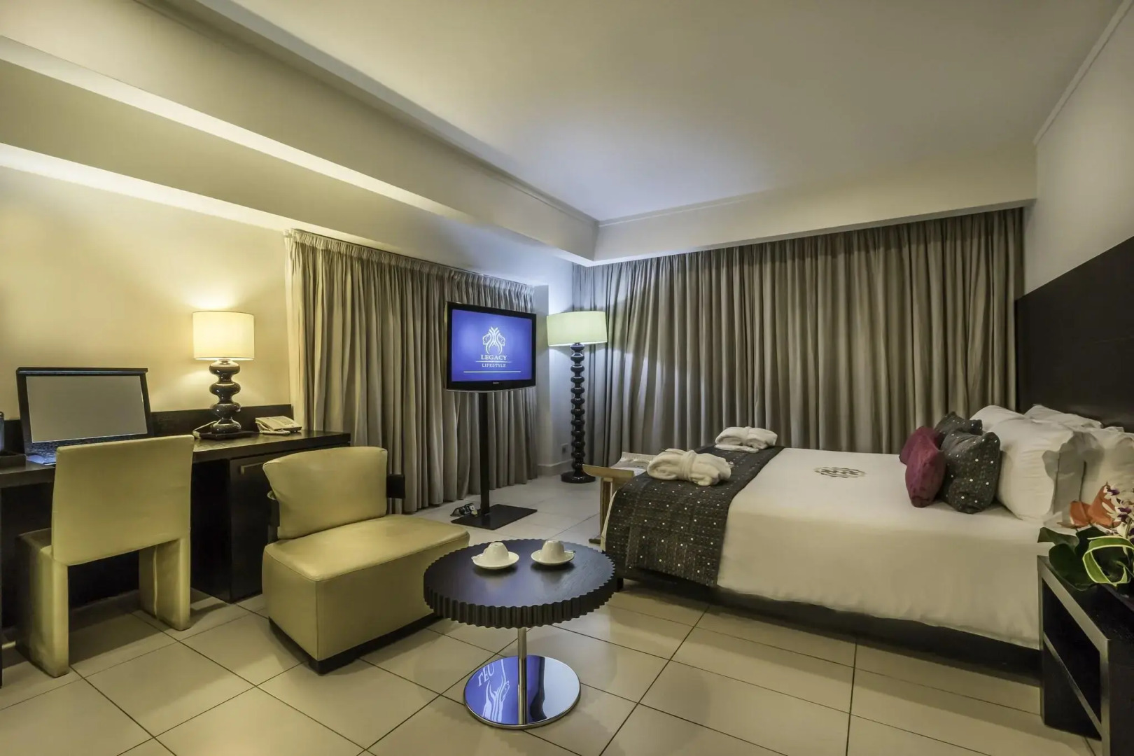 Photo - Labadi Beach Hotel