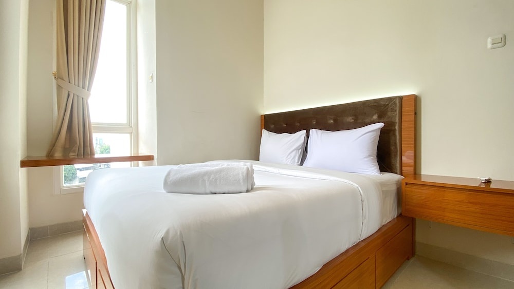 Comfort Stay And Nice 2Br Apartment At Elpis Residence