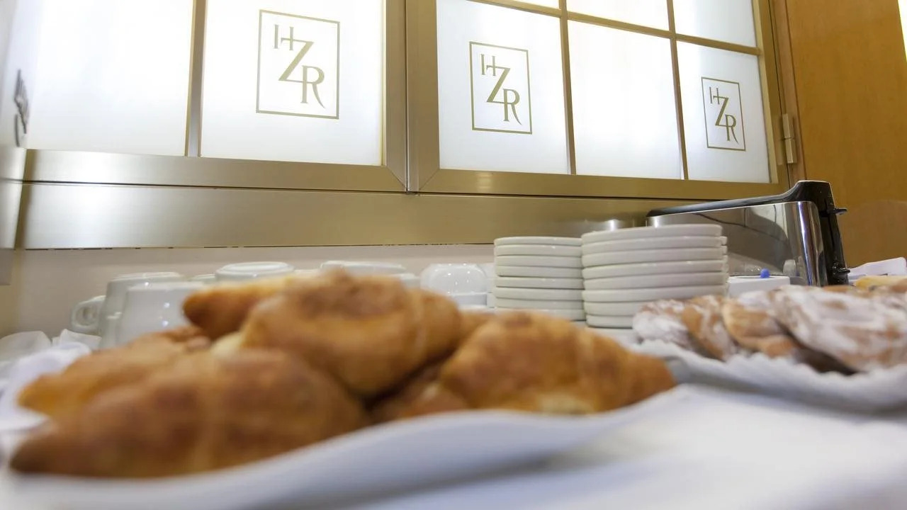 Photo - B&B HOTEL Zaragoza Royal