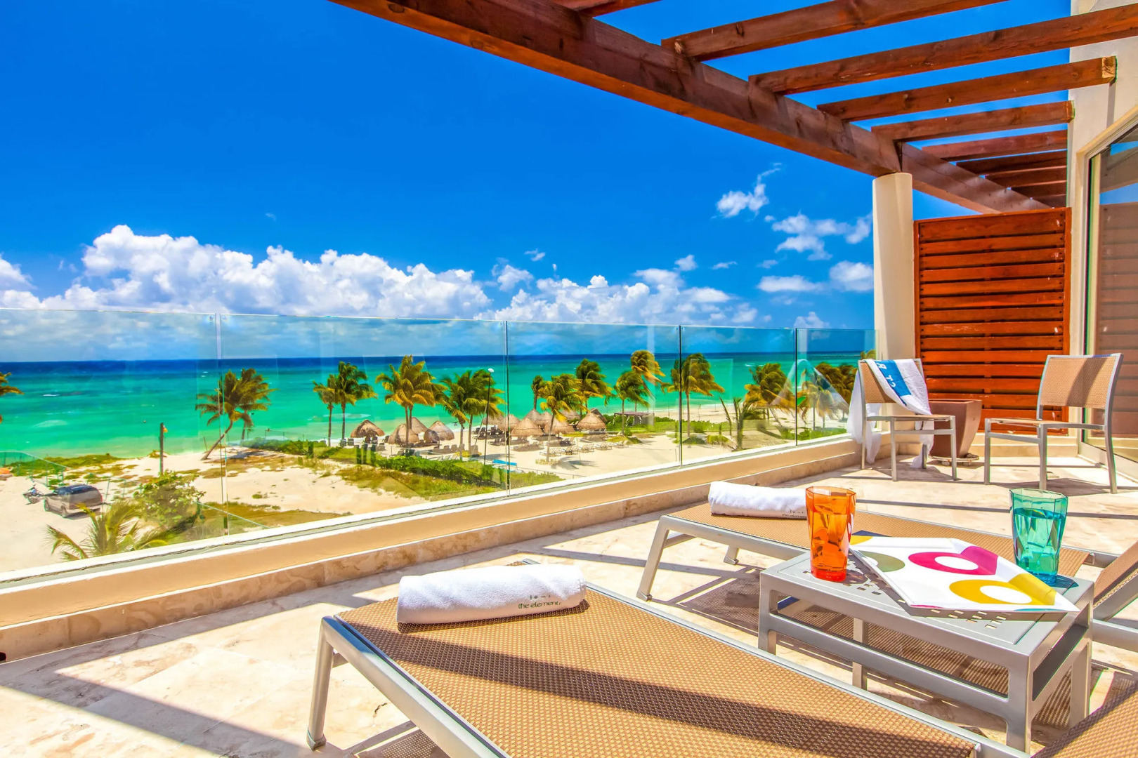 Foto - The Elements Oceanfront & Beachside Condo Hotel