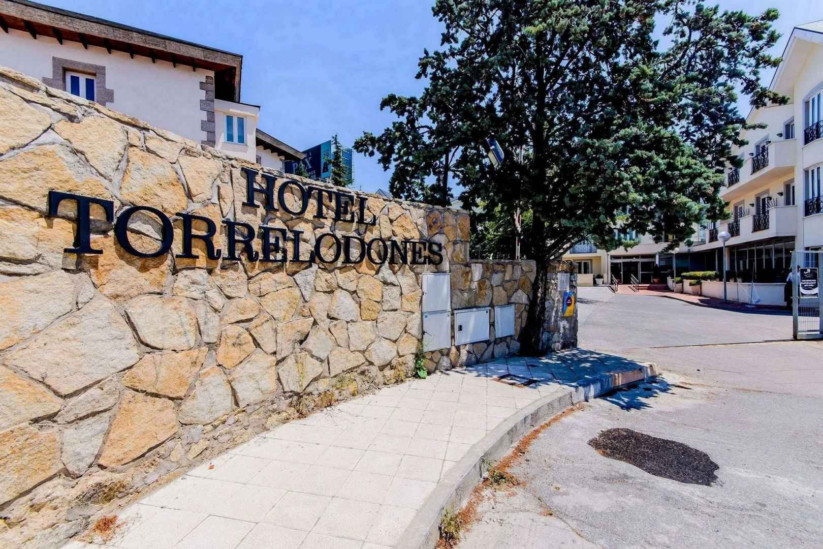 Photo - Hotel Pax Torrelodones