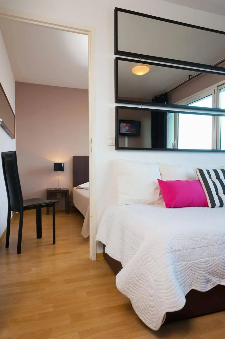 Foto - Ténéo Apparthotel Bordeaux - Gare Saint Jean