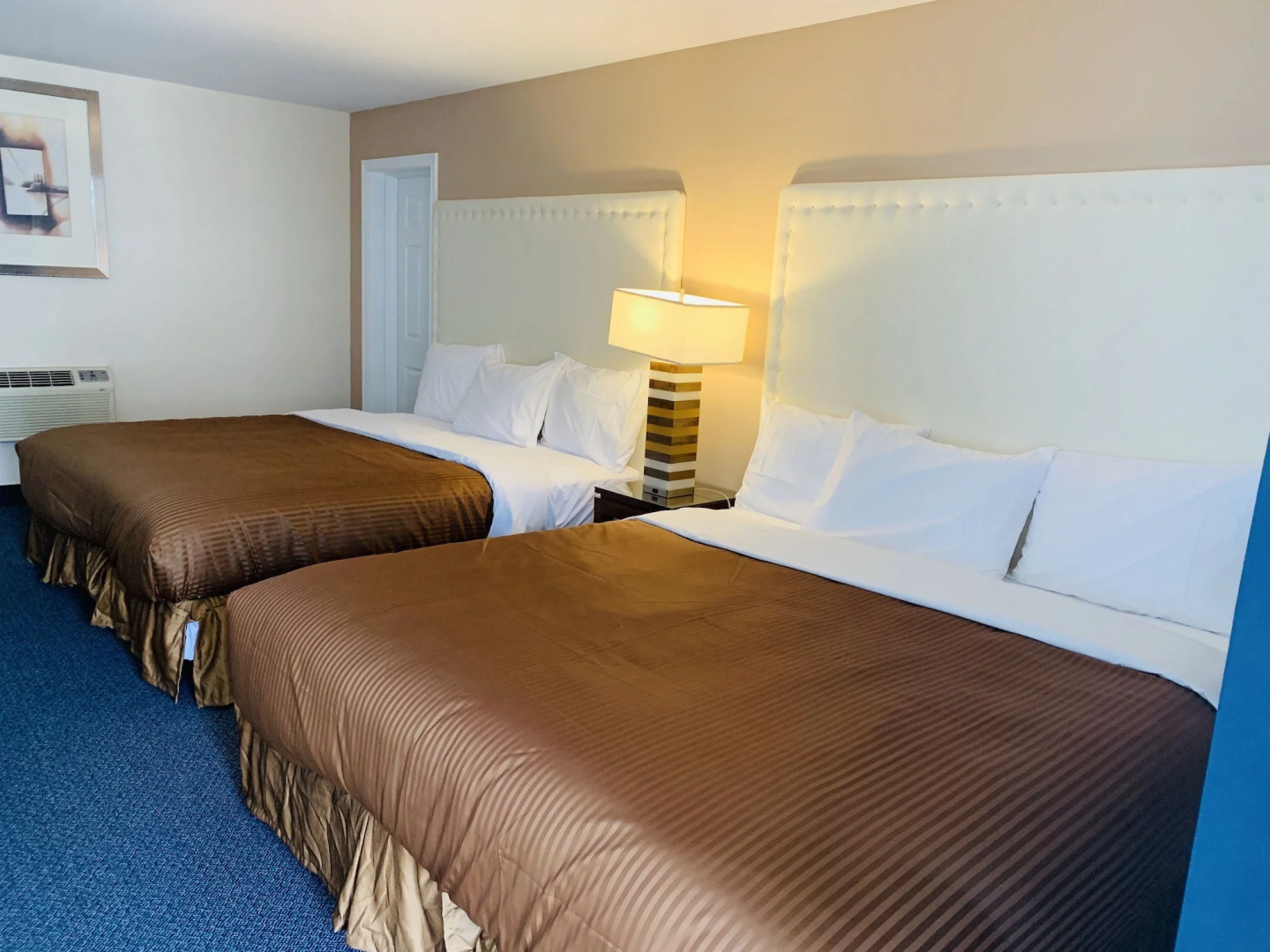 Foto - Falls Lodge & Suites