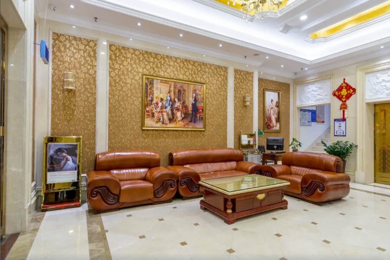 Vienna Hotel (Huizhou Zhonghai Waterfront City Branch