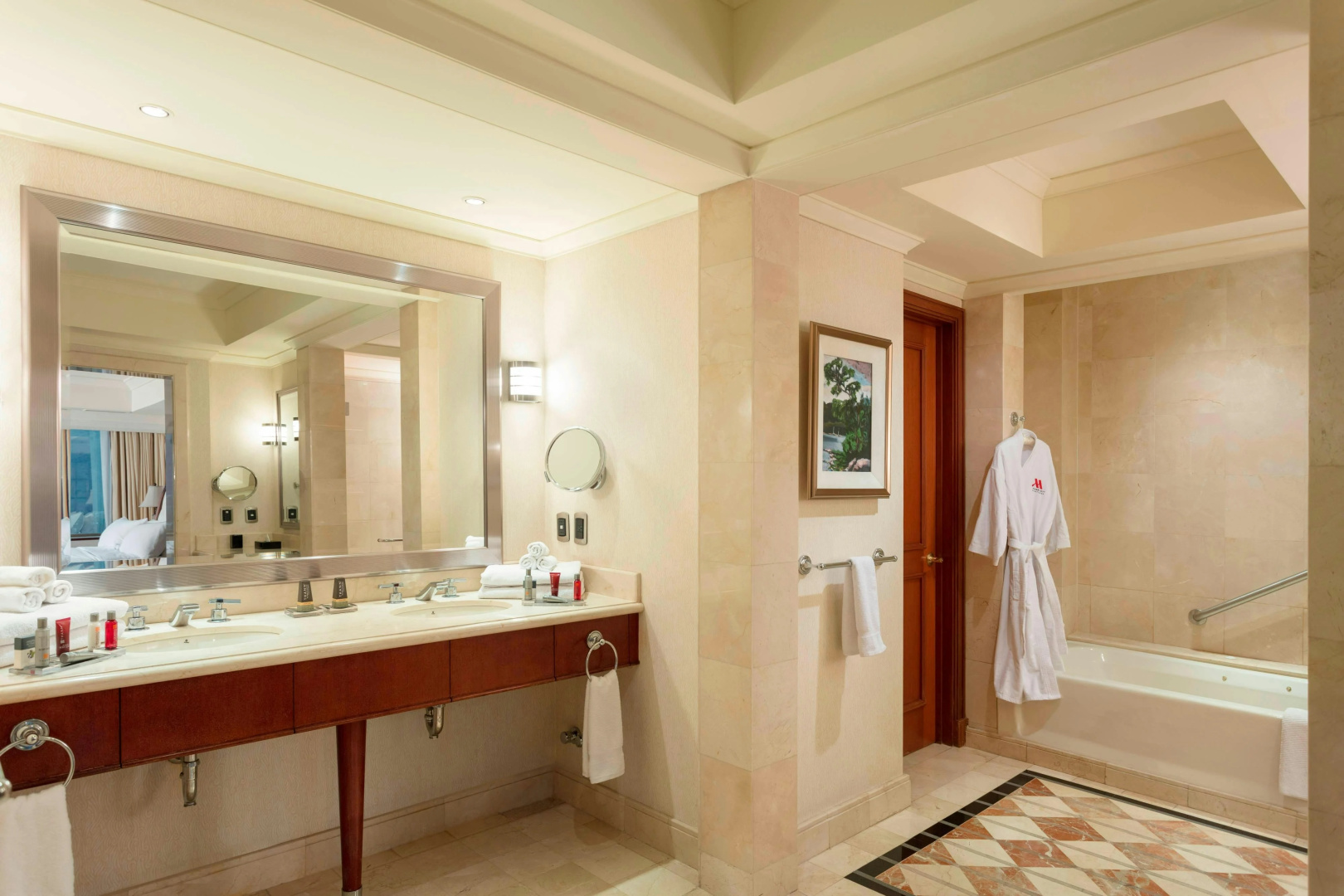 Photo - Santiago Marriott Hotel