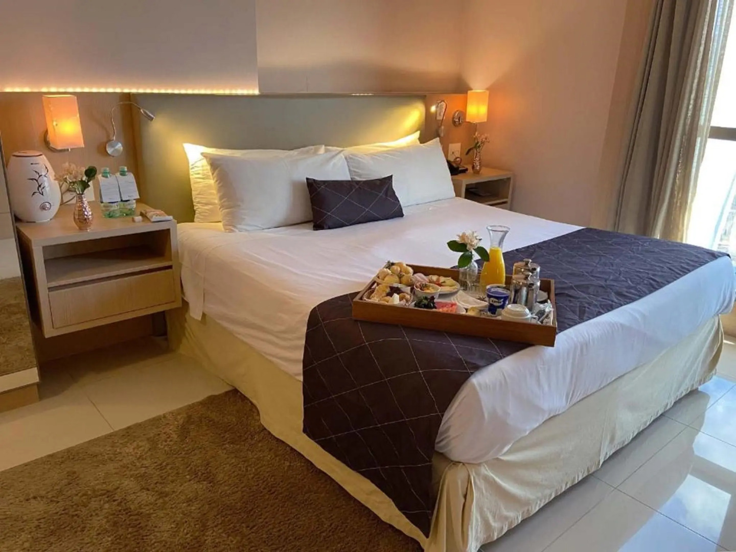 Photo - Cullinan Hplus Premium