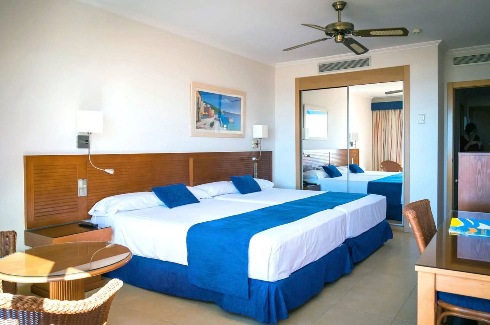 Foto - Apartamentos Playamarina