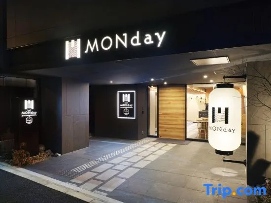 Premium Apart MONday HAMAMATSUCHO Station