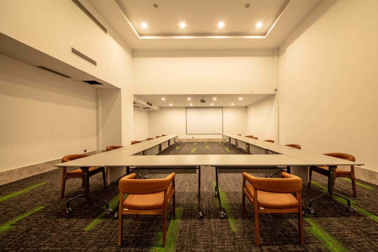 Photo - V Center Hotel