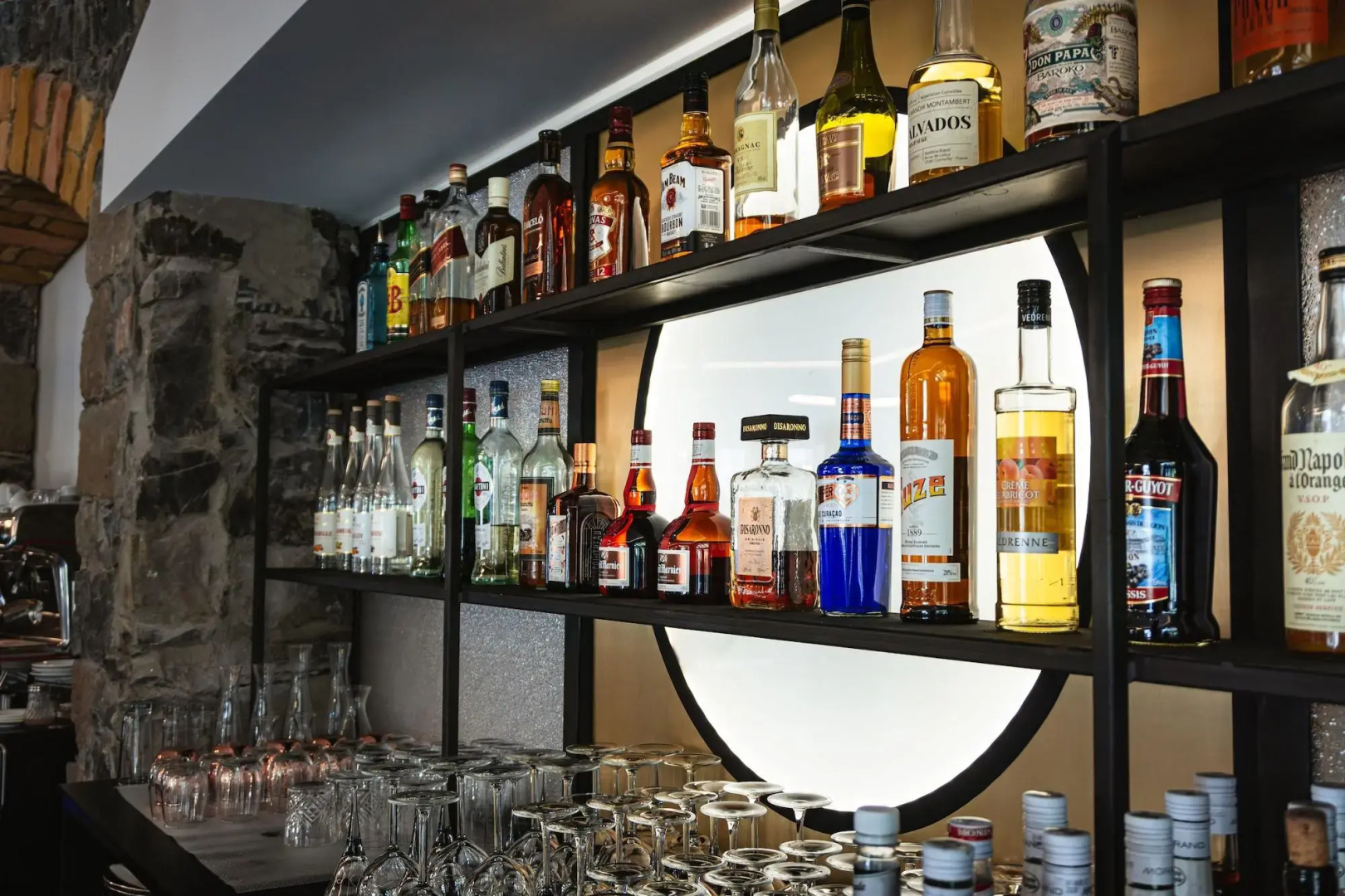 Photo - Hotel Montbrillant