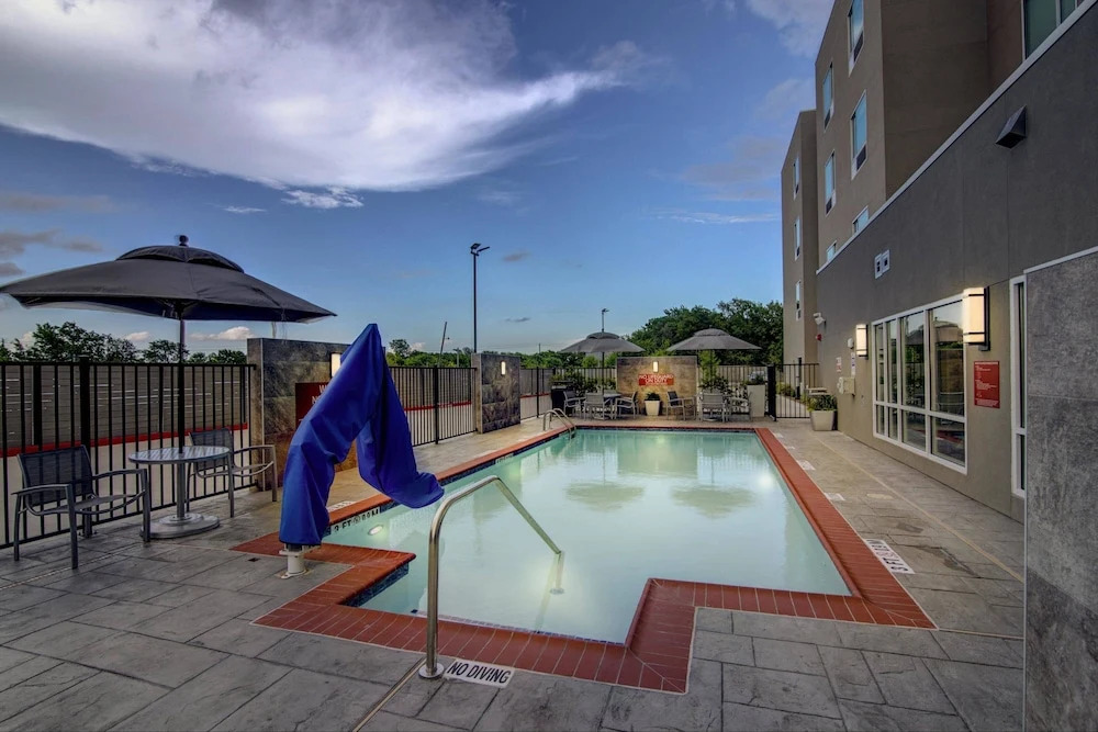 Photo - TownePlace Suites by Marriott Houston Hobby Airport