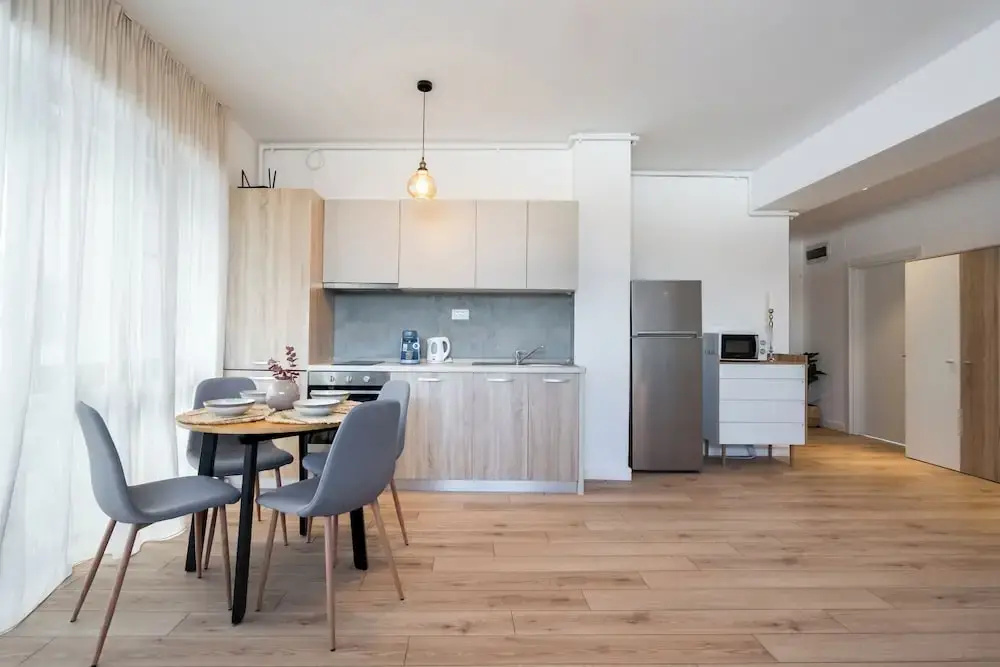 Photo - Uphome Suites