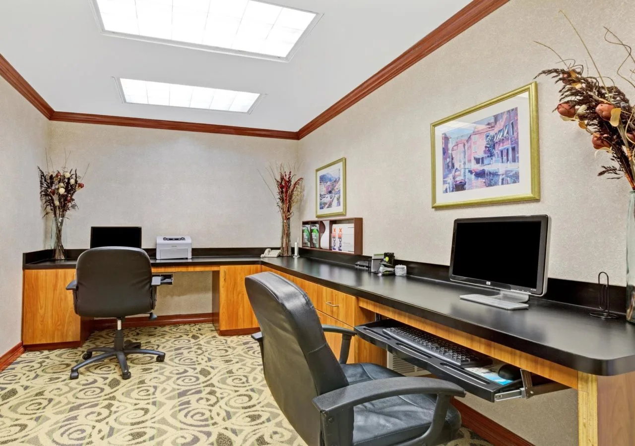 Photo - Wingate By Wyndham Houston / Willowbrook
