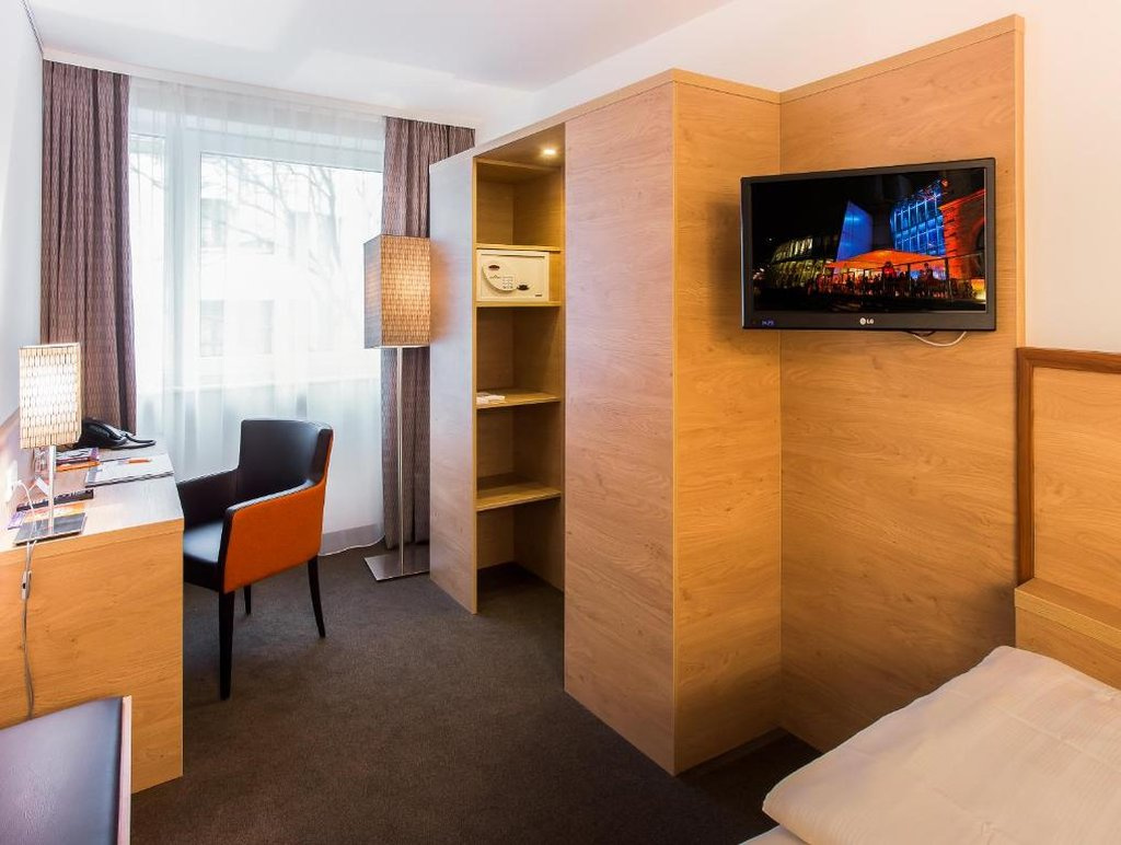 Foto - Stadthotel am Römerturm