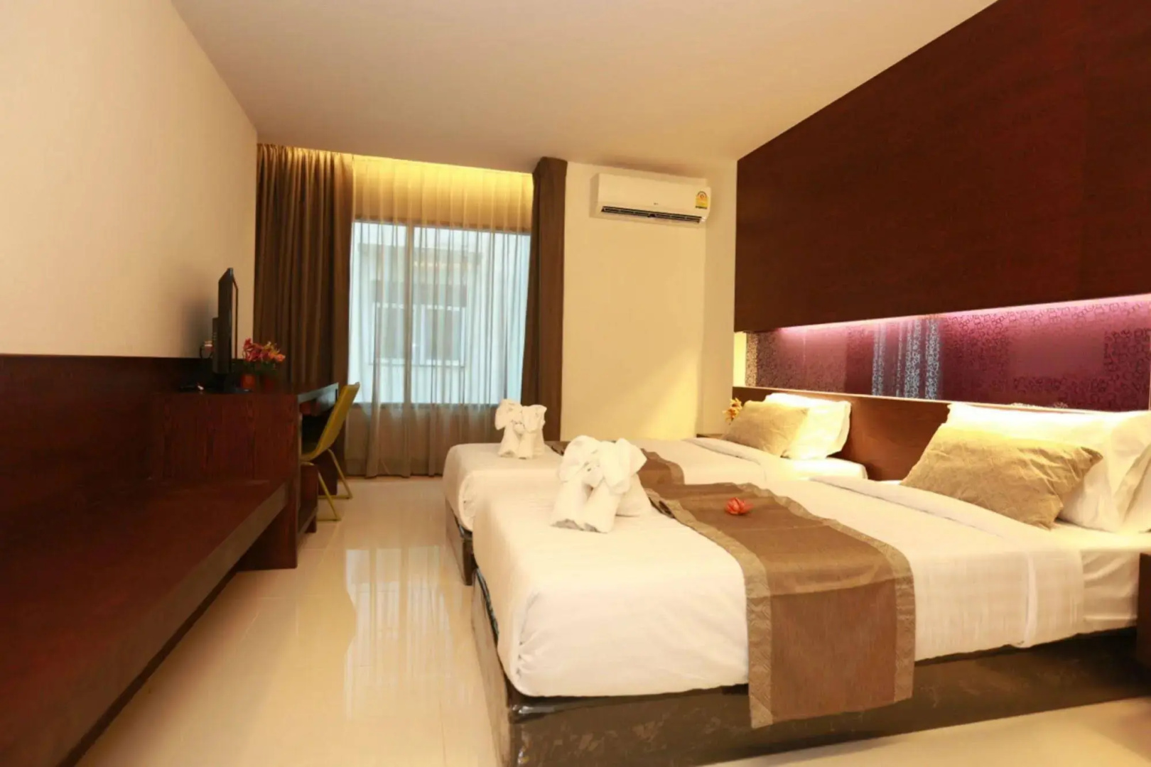 Photo - Collection O The Bangkok Airport Link Suite
