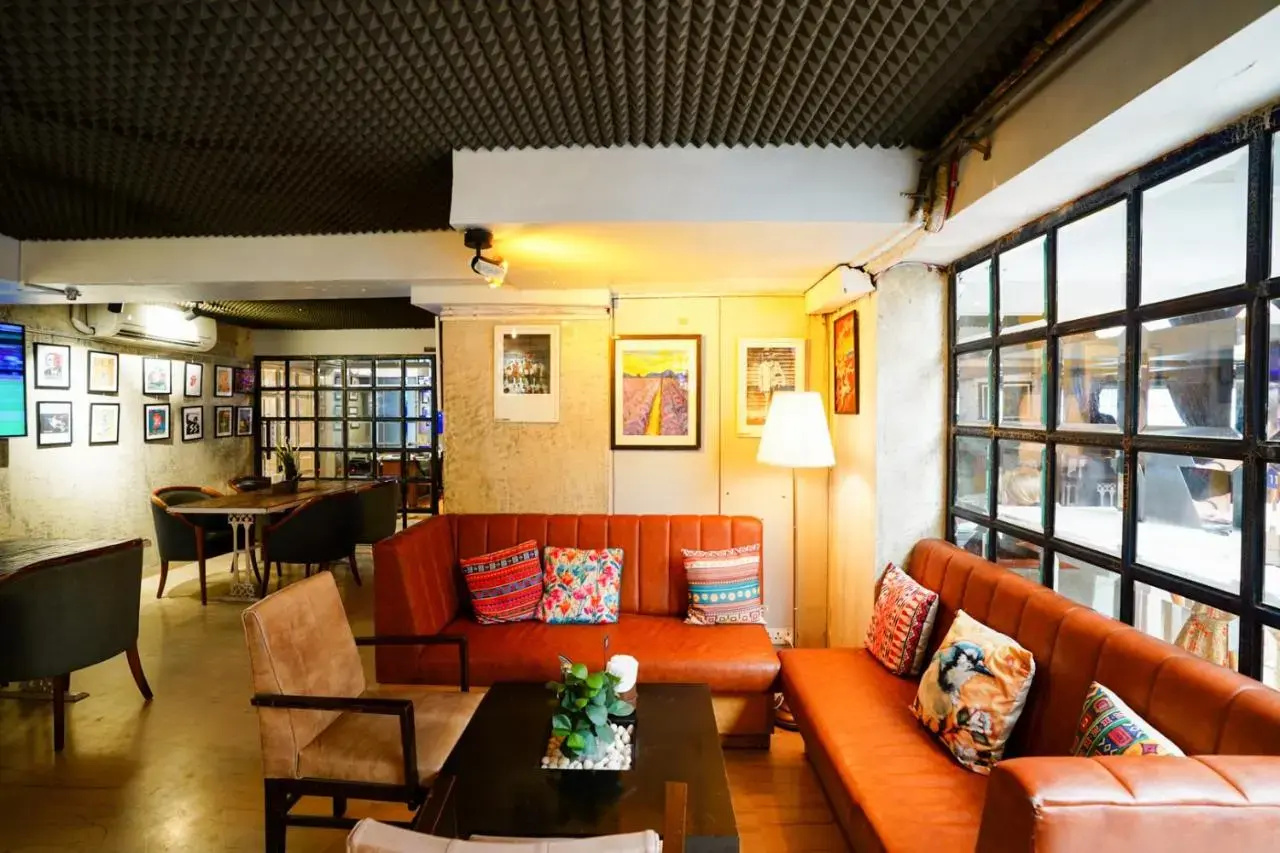 Photo - Bloom Boutique l Bandra