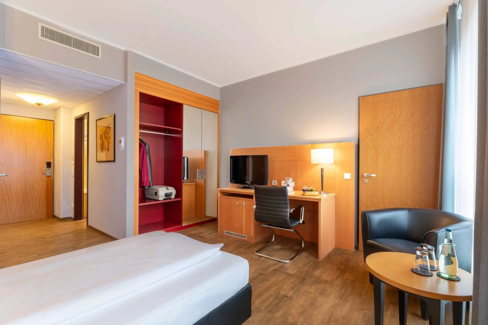 Foto - Plaza Premium Koln
