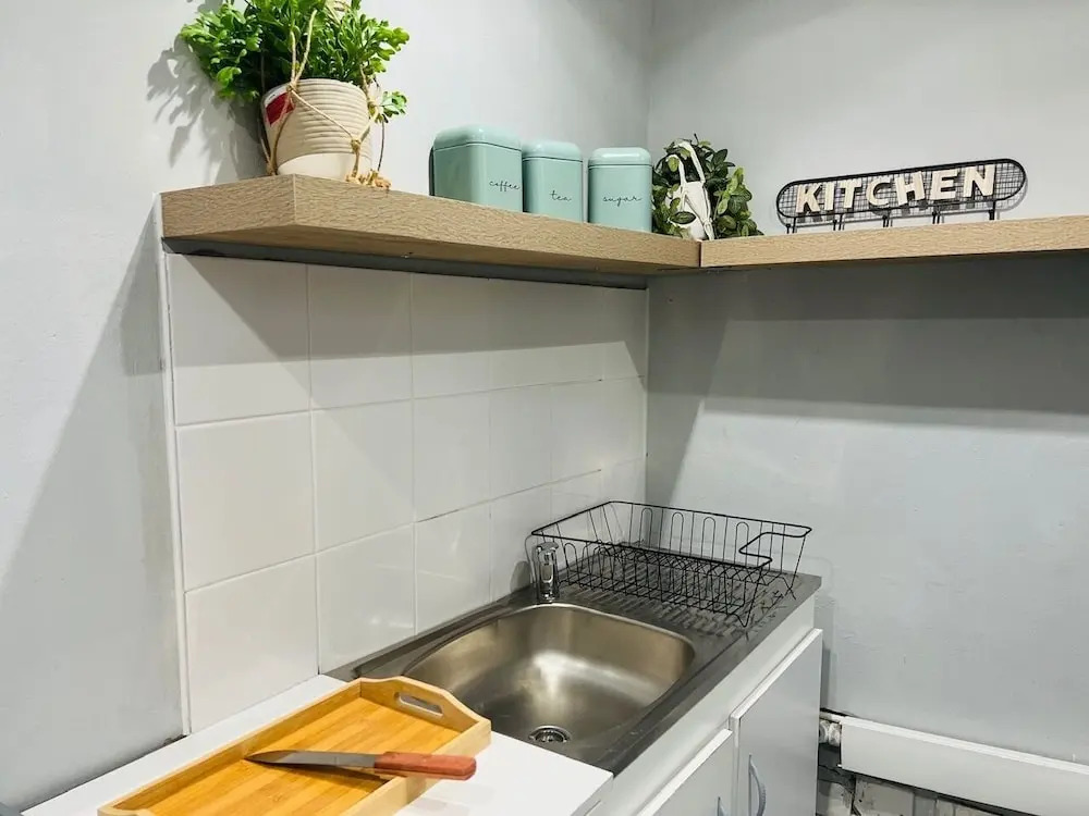 Photo - M&B Backpackers