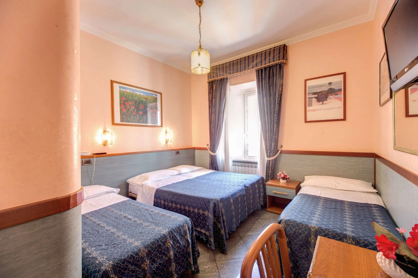 Photo - Hotel Planet