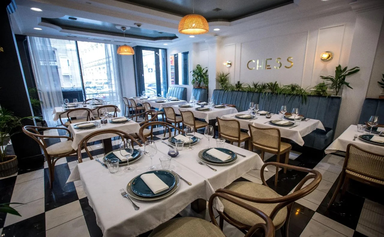 Foto - Queen's Court Hotel & Residence