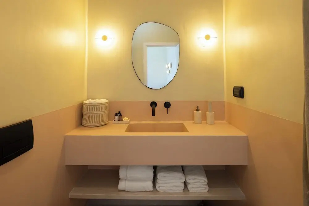 Photo - Surupo Suites