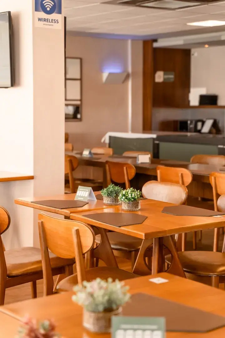 Photo - Strassen Hotel