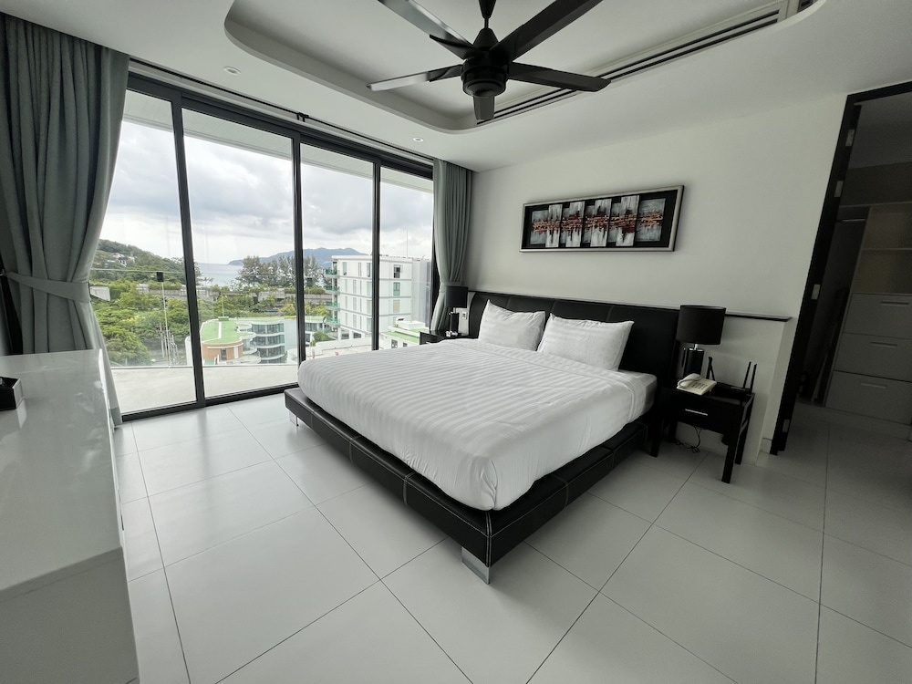 Twin Sands Resort Penthouse