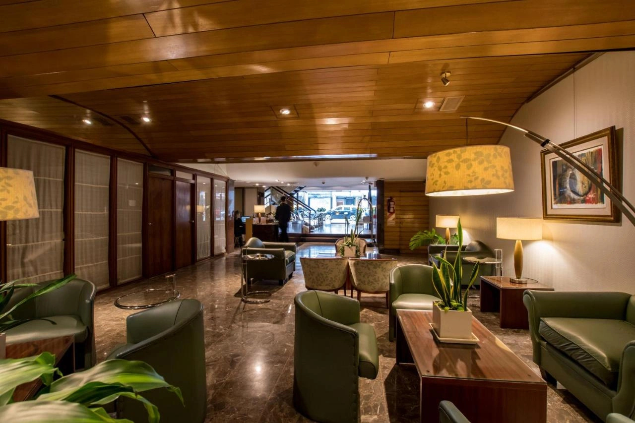 Foto - Hotel Solans Carlton
