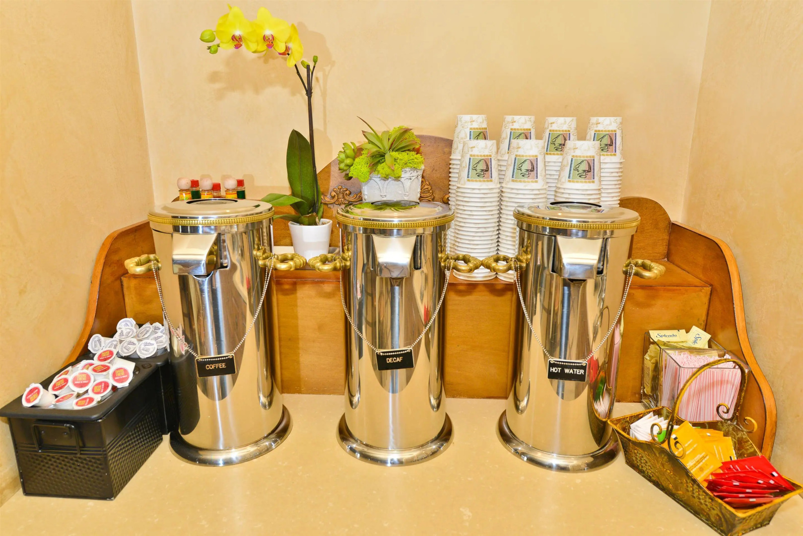 Foto - Best Western Plus Sunset Plaza Hotel