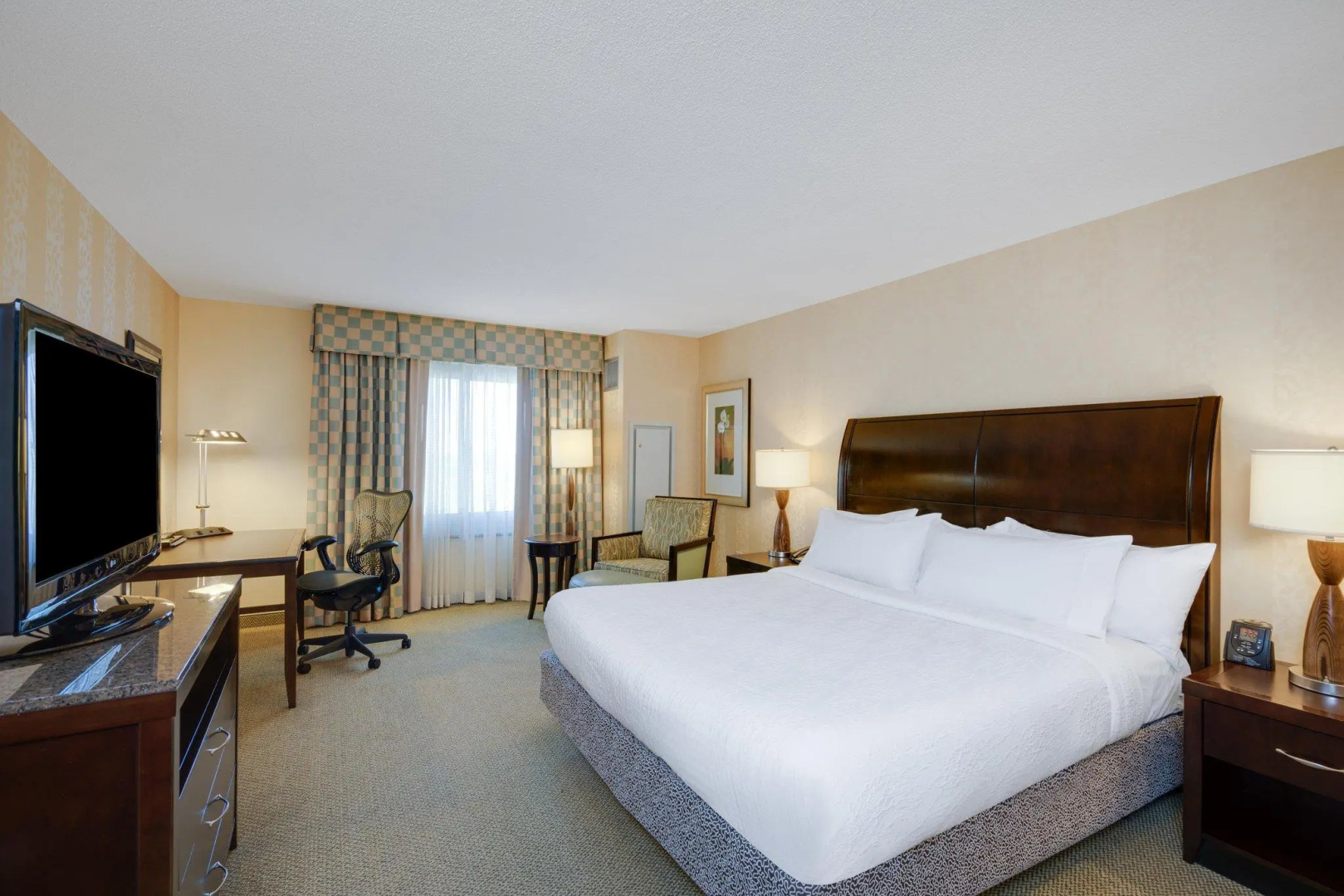 Photo - Hilton Garden Inn Bethesda Downtown