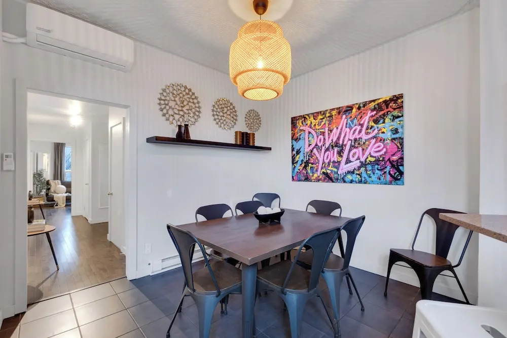 Photo - LiV MTL Avenue