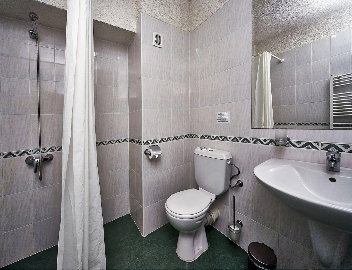 Foto - Hotel Akord - Free Parking & Metro Access