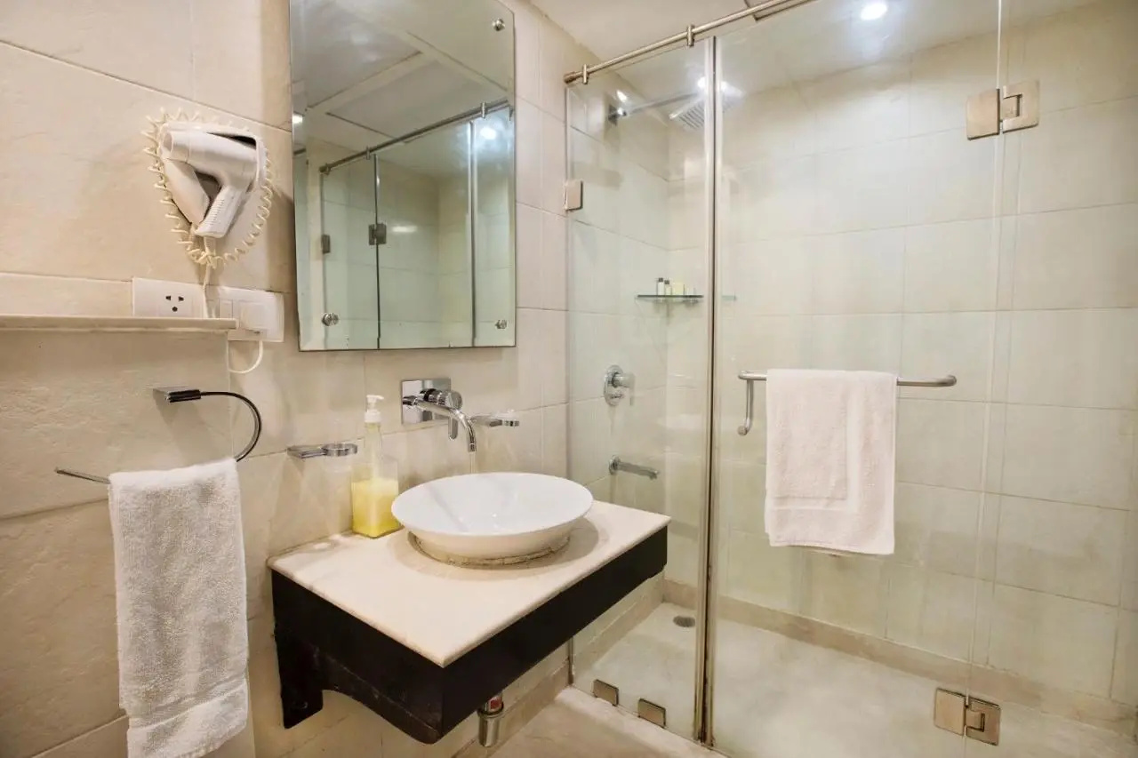 Photo - Rockland Hotel - C R Park