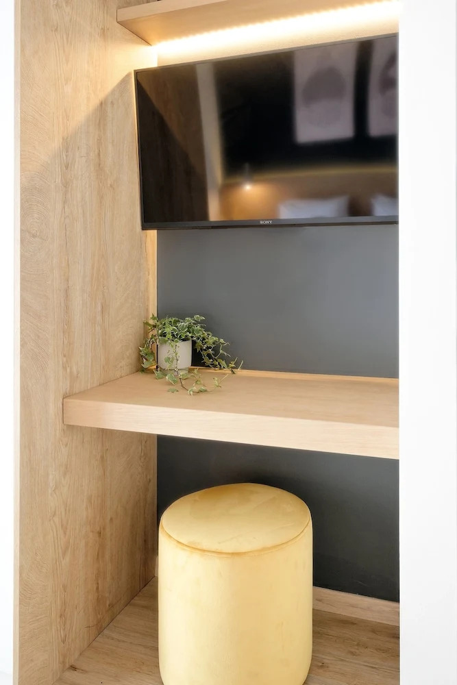 Photo - Odyssey Residence