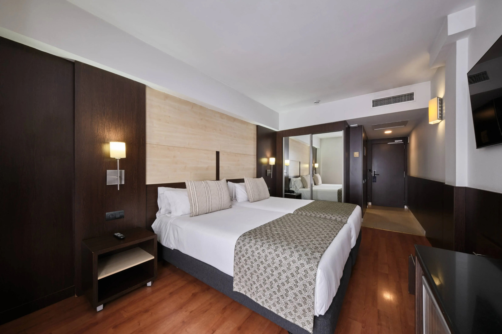 Photo - Catalonia Sagrada Familia