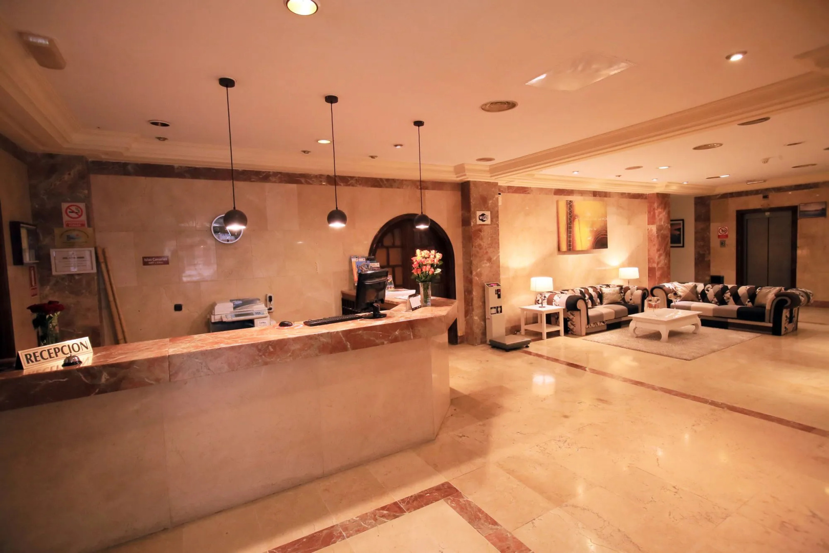 Foto - Hotel Aeropuerto Sur