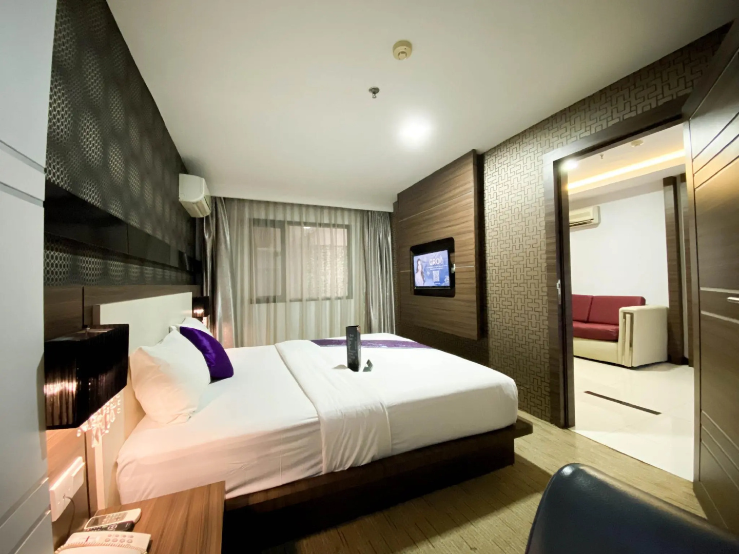 89 Hotel