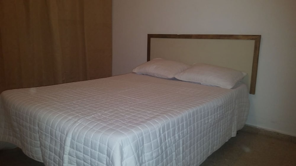 Guest House La Cruz De Colon