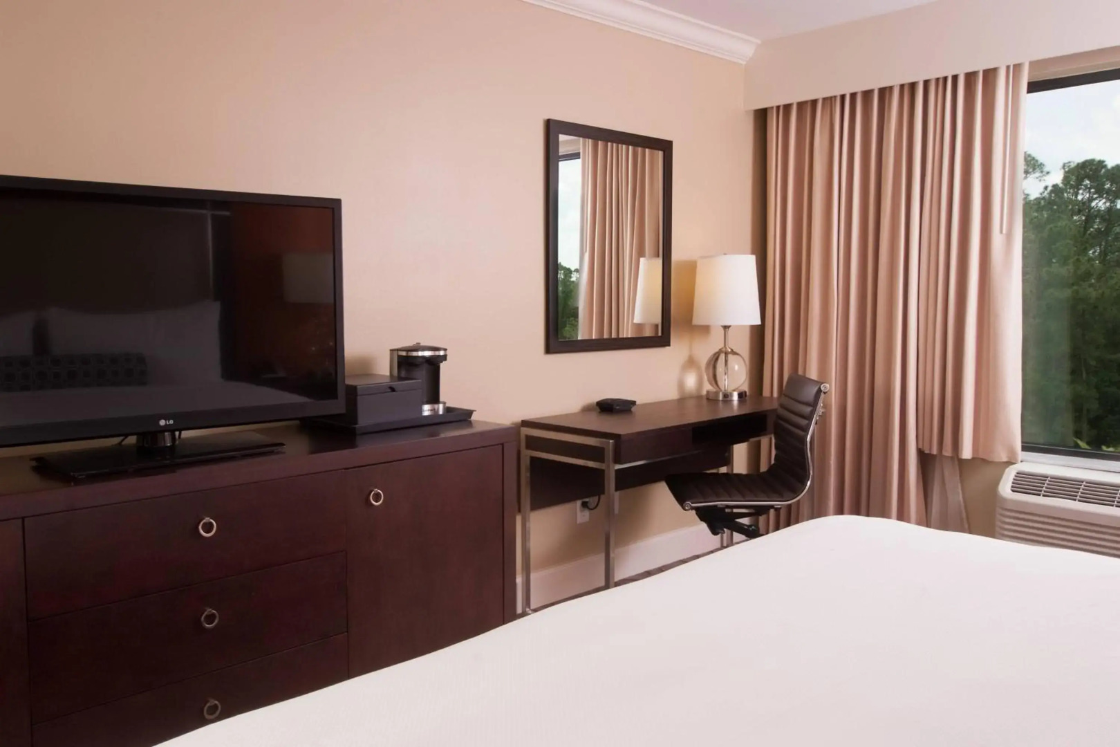 Photo - Delta Hotels by Marriott Orlando Lake Buena Vista