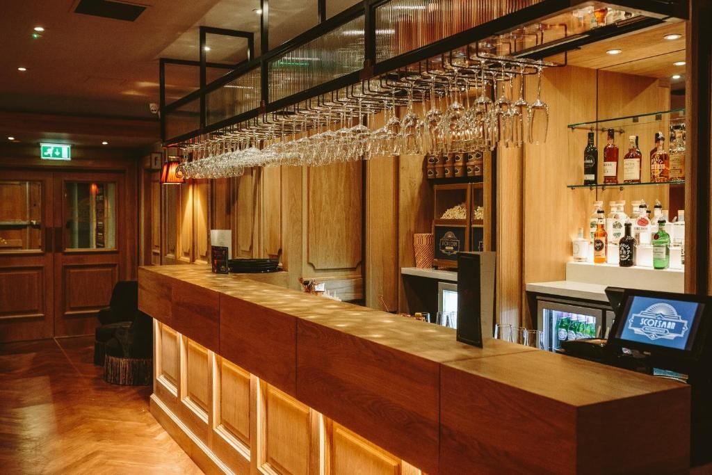 Photo - The Scotsman Hotel