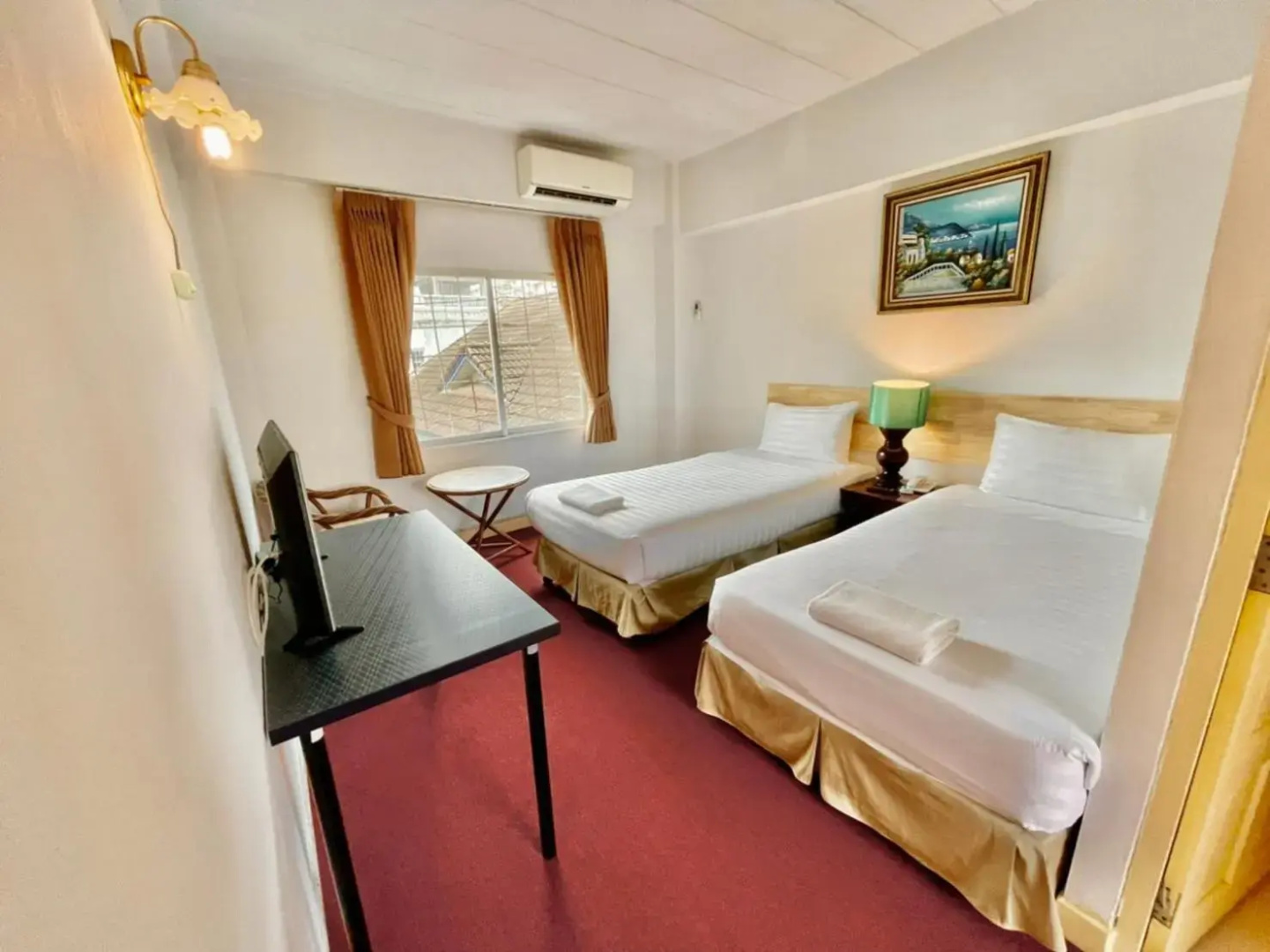 Photo - MANGO Lagoon Place